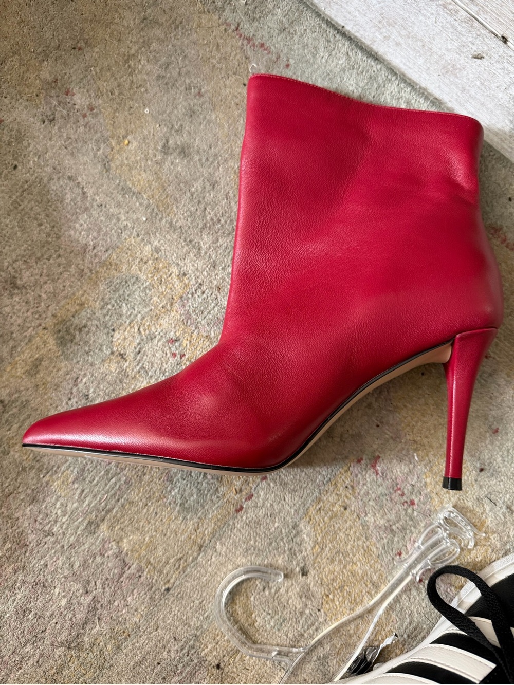 Steve Madden Red Stiletto Sierah Leather Pointed Toe Ankle Boot size 8.5